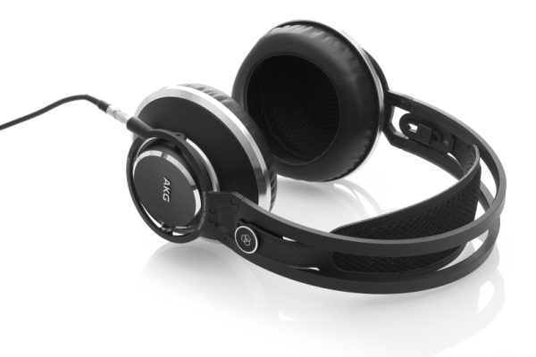 AKG Over-Ear-Headphones K872 - Black