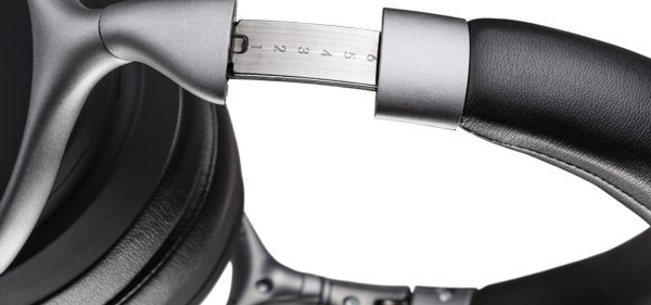 Denon AHGC25NC - Black